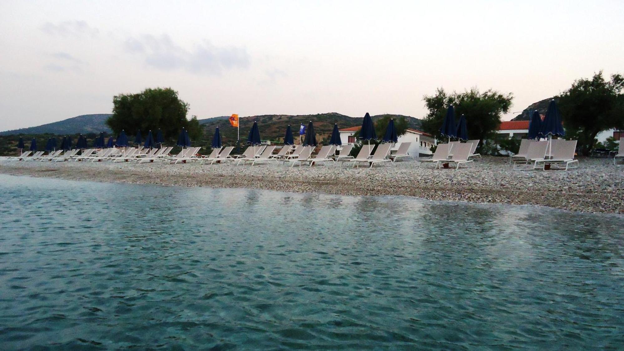 Sirenes Beach Resort Samos Town Bagian luar foto