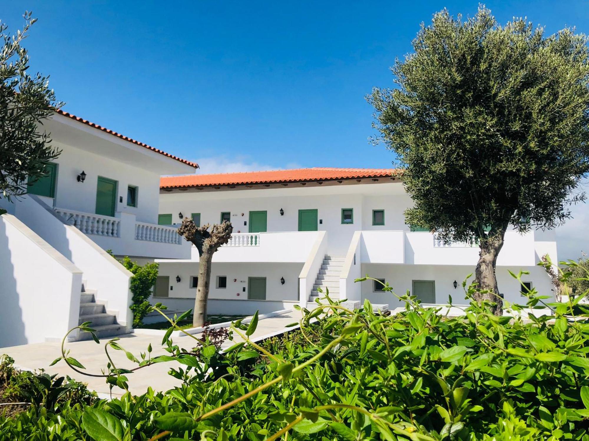 Sirenes Beach Resort Samos Town Bagian luar foto