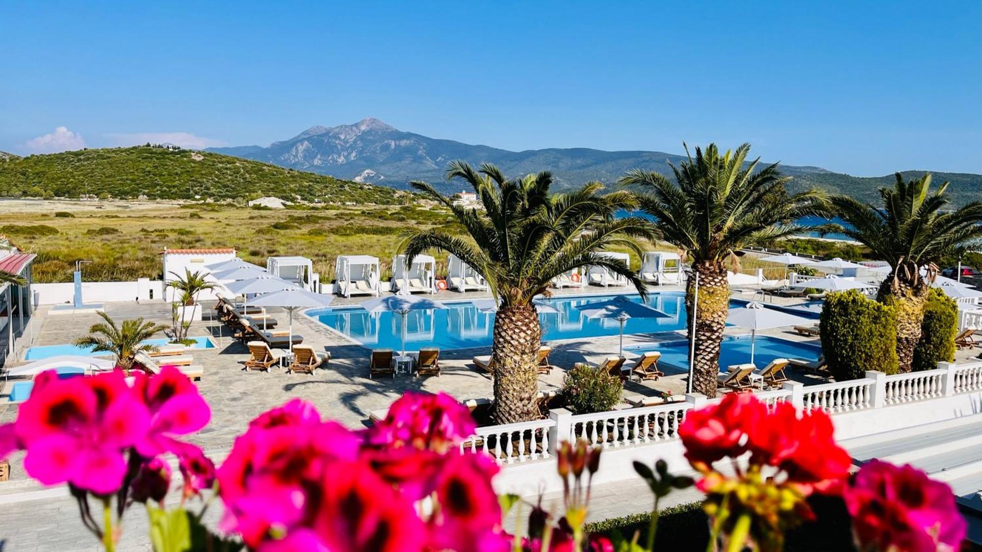 Sirenes Beach Resort Samos Town Bagian luar foto