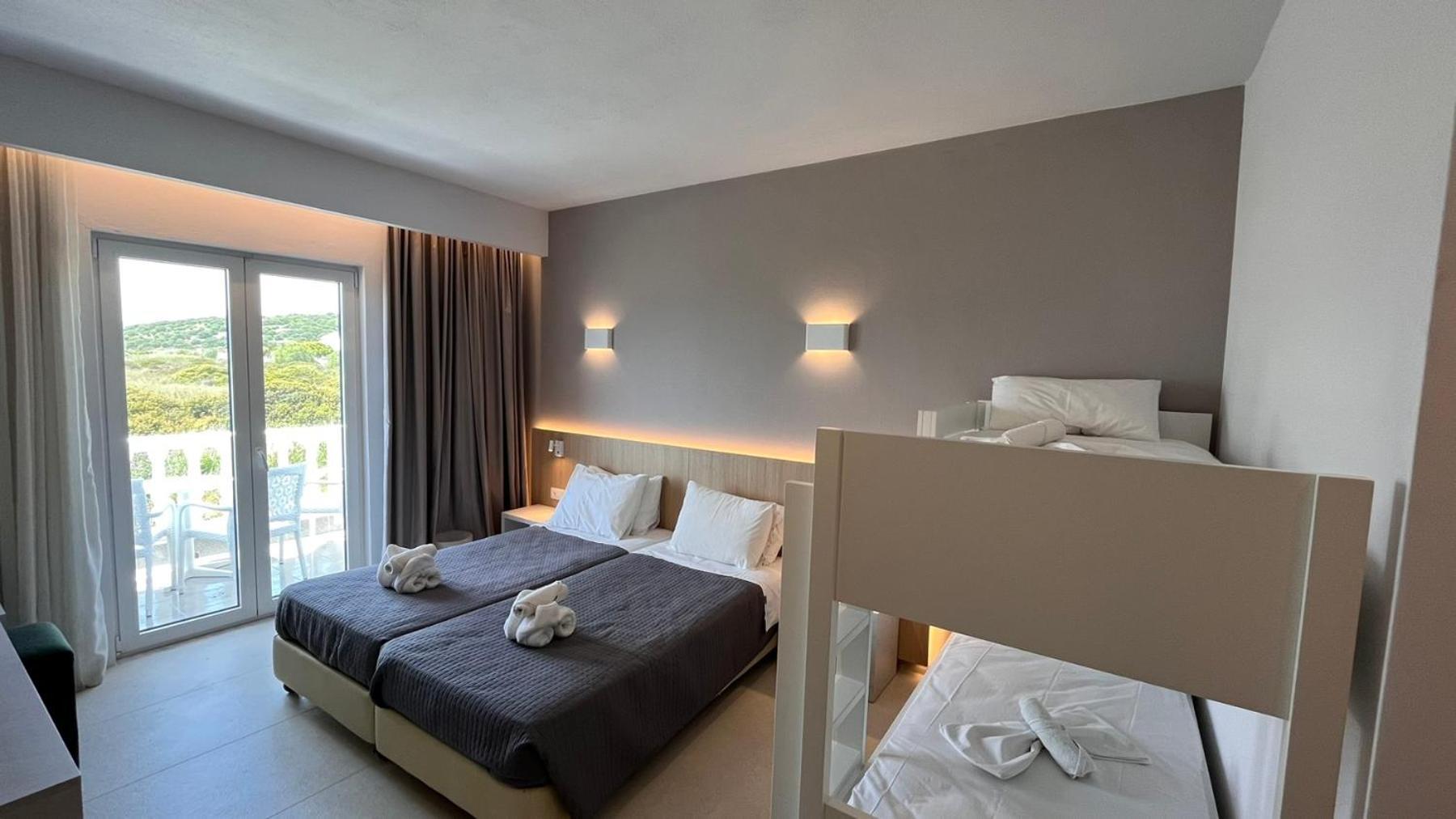 Sirenes Beach Resort Samos Town Bagian luar foto